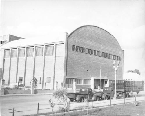 Gimnasio Escuadrón 201. Fondo Alberto Guerra.