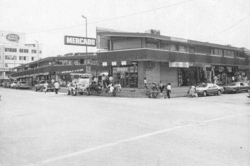 Mercado Maclovio Herrera en la década de 1990. Fondo Alberto Guerra.