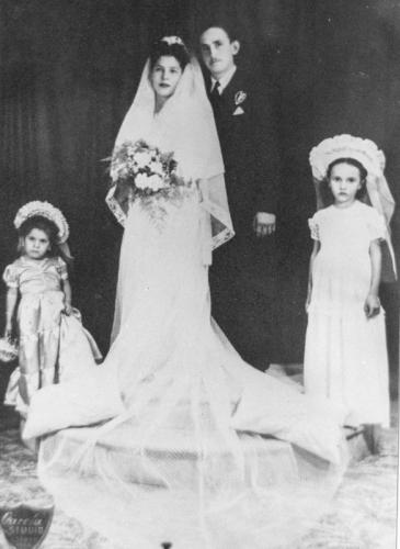 Boda de María Elena Fuentes y Raúl Rodríguez 1945.