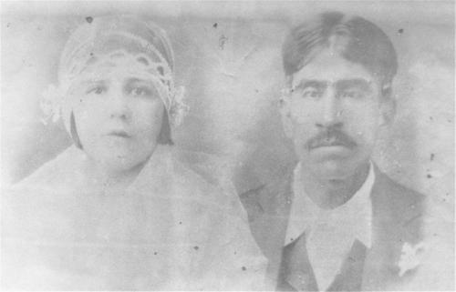 Pablo Ramírez Alatorre y Rosario Mujica de Ramírez durante su boda el 21 de enero de 1931.
