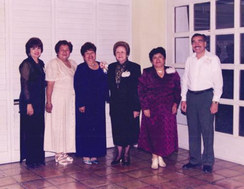 Festejo de maestros de la Esc. Donaciano Echavarría Matutina 1. Febrero de 1999.
