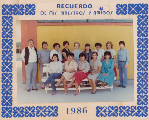 Personal de la Esc. Donaciano Echavarría Matutina. Directora Ma. del Rosario López Ramos. 1986.