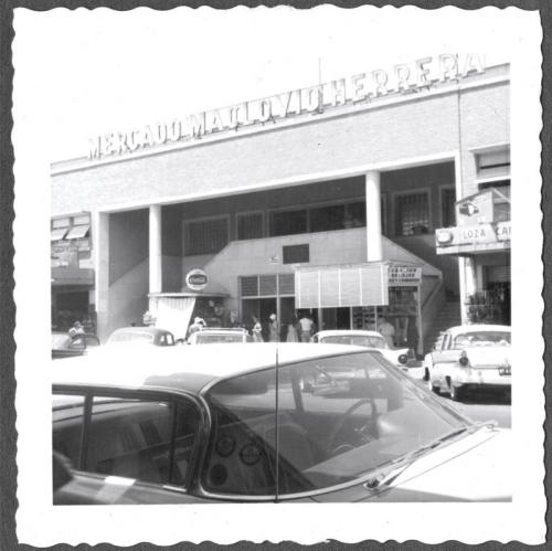 Mercado Maclovio Herrera. Década de 1950.