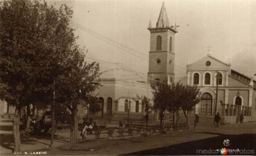 Plaza Juárez y Templo del Santo Nino. Principios de siglo XX.