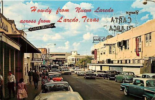 Tarjeta postal con la imagen de la Avenida Guerrero. Década de 1950.