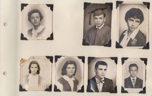 Algunos estudíantes del Colegio de las Ursulinas en Laredo Texas. 1959.