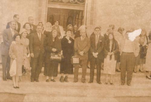 Bodas de Oro de Dolores Cantú y su esposo. Templo Santo Nino 1962.