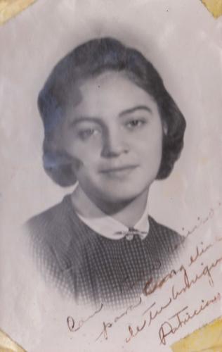 Con todo cariño para Angelina de tu amiga Patricia.