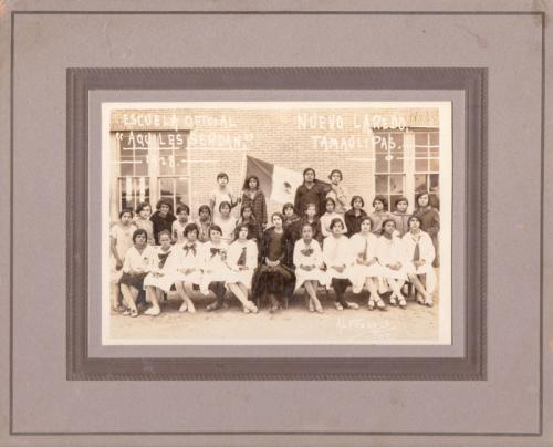Esc. Oficial Aquiles Serdán Nuevo Laredo. 1928.