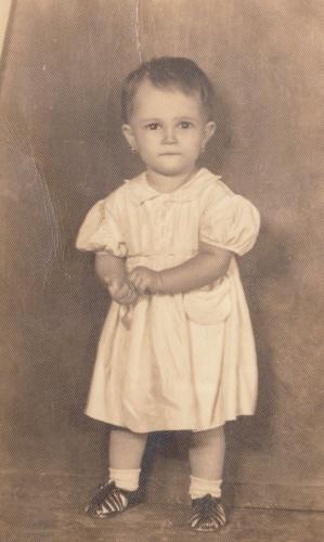 María Angelina Zárate de un ano. 1942.