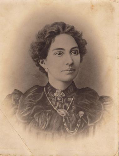 Profra. Emilia Cantú García Vda. de Zárate.